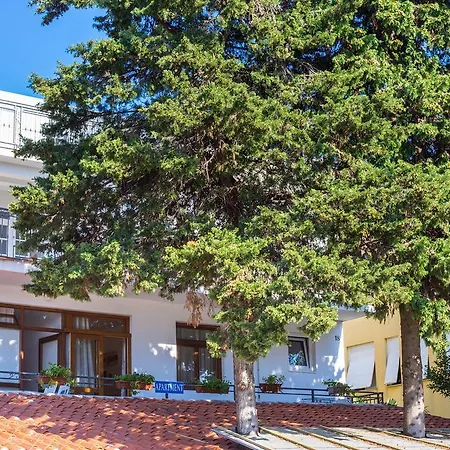 Apartman Solomir Daire *