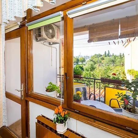 Apartman Solomir Lejlighed